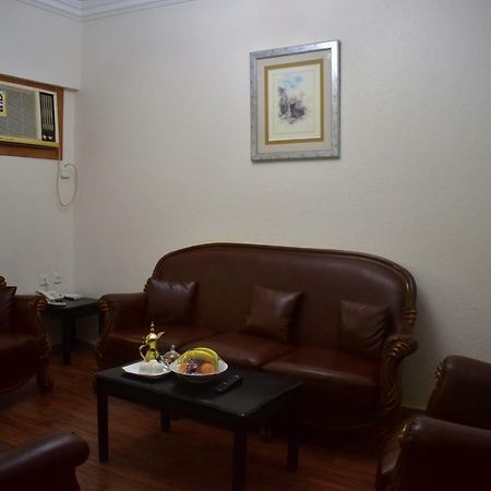 Genac Hotel Yanbu Esterno foto
