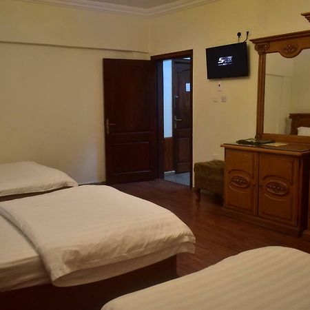 Genac Hotel Yanbu Esterno foto