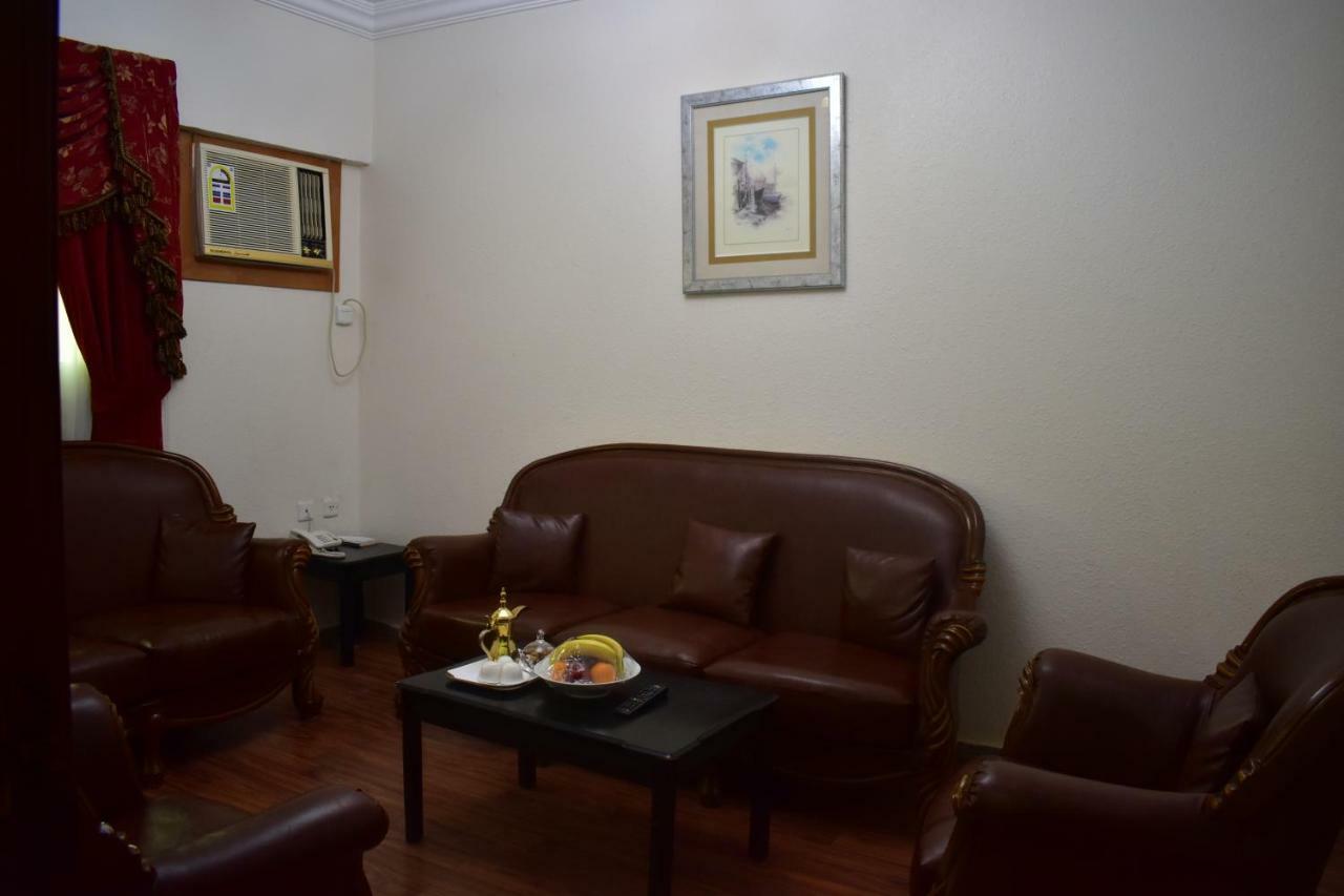Genac Hotel Yanbu Esterno foto