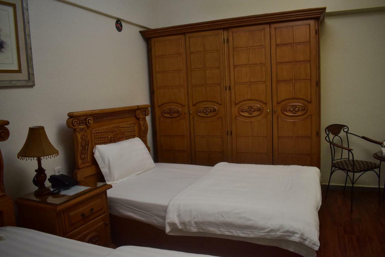Genac Hotel Yanbu Esterno foto