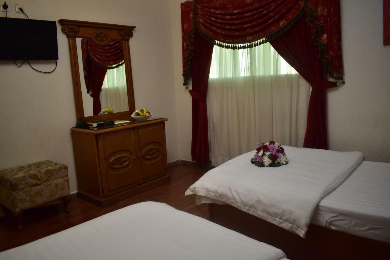 Genac Hotel Yanbu Esterno foto
