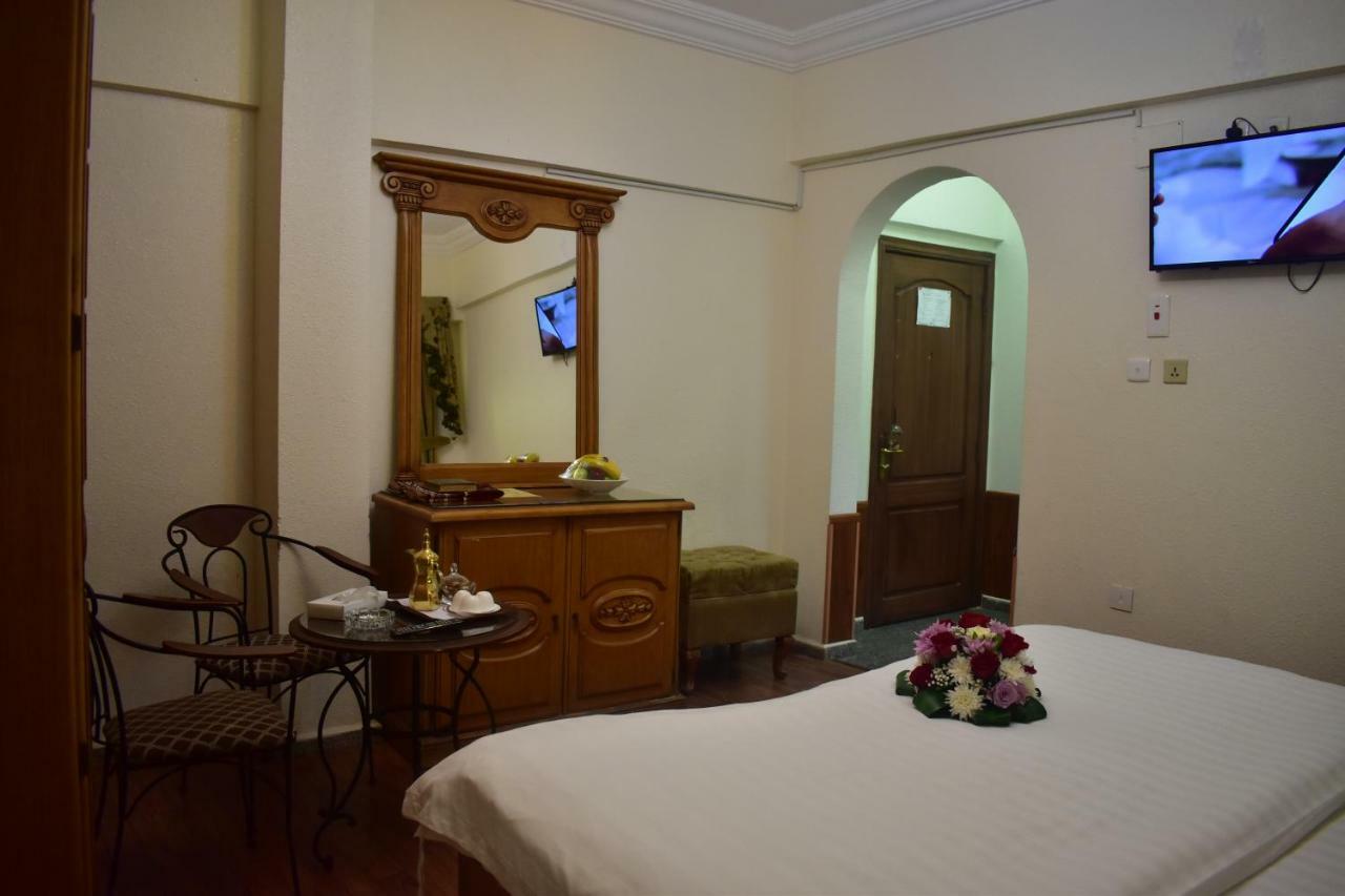 Genac Hotel Yanbu Esterno foto