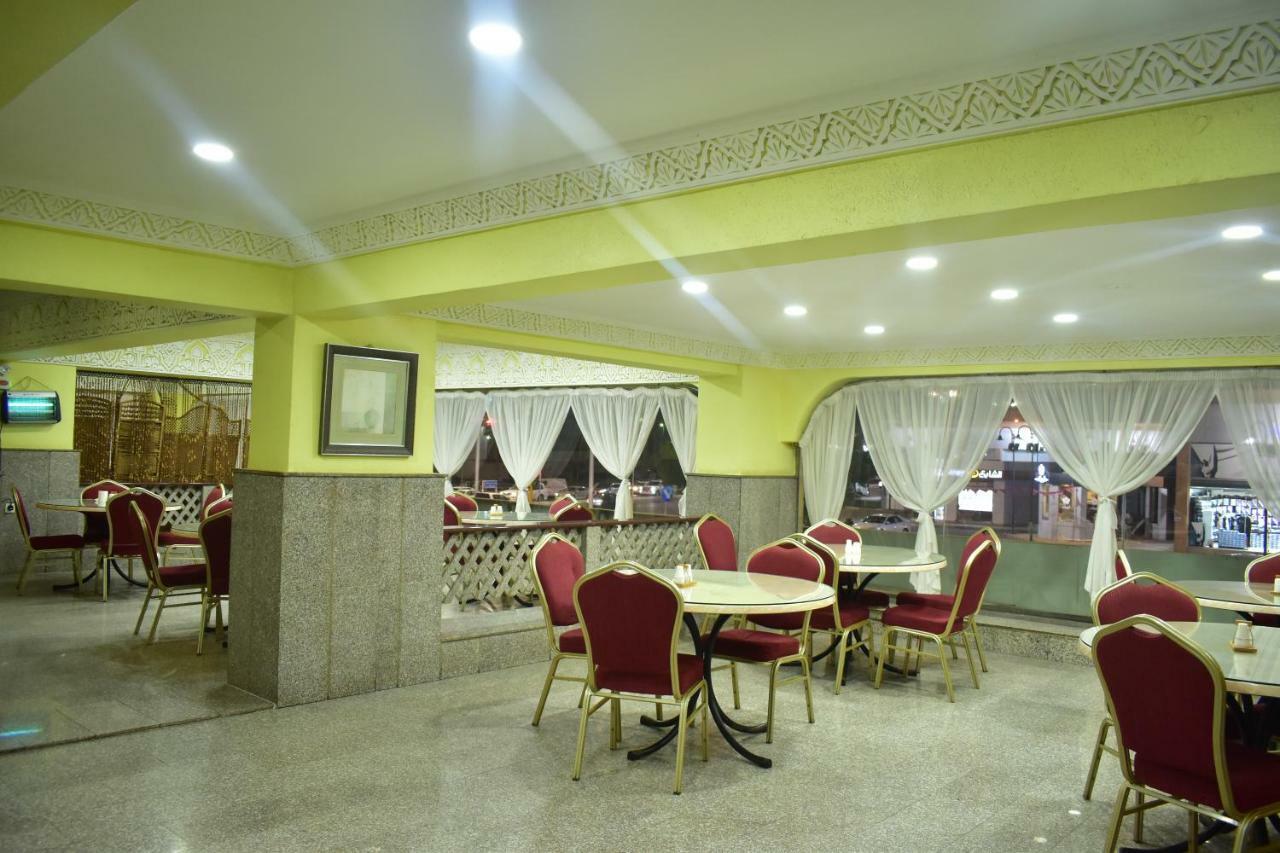 Genac Hotel Yanbu Esterno foto