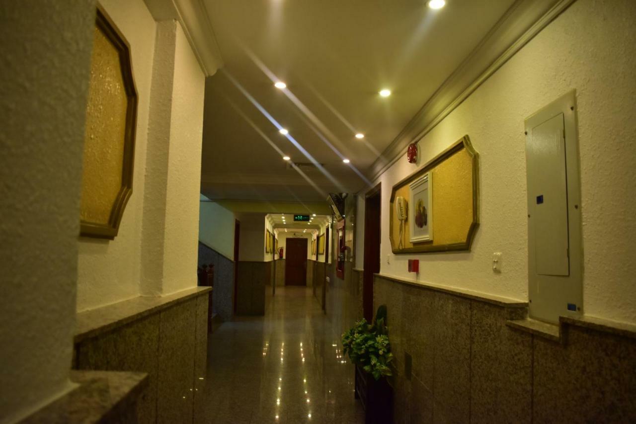 Genac Hotel Yanbu Esterno foto