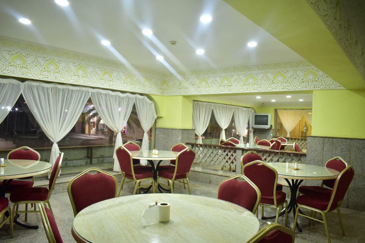 Genac Hotel Yanbu Esterno foto